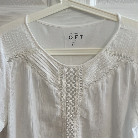 Ann Taylor Loft Blouse - Picture 4 of 7